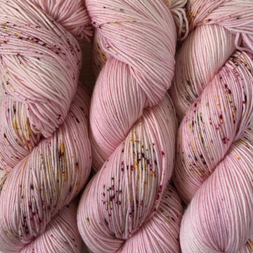 Midknit Cravings - Lush Fingering Yarn