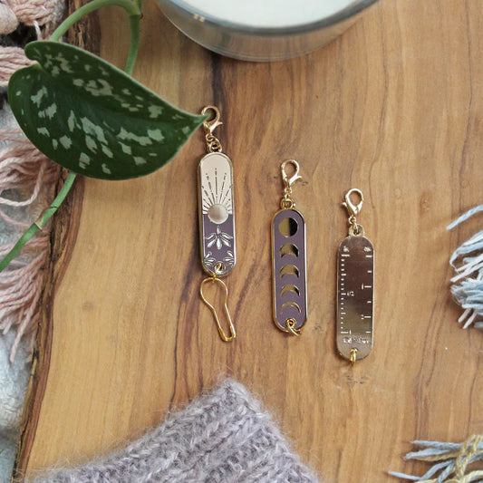 Twill & Print - Progress Tab Keeper / Stitch Marker - Moon Phase