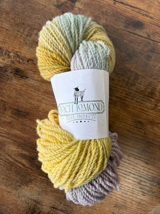 Loch Lomond Livestock - 2-ply Mule Spun Worsted